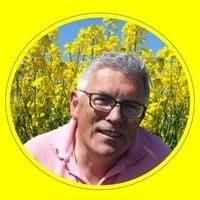 Latterkongen Freddie på Linked-in